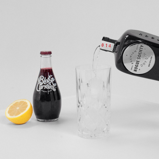 Organic Sparkling Blackcurrant Drink (300ml)